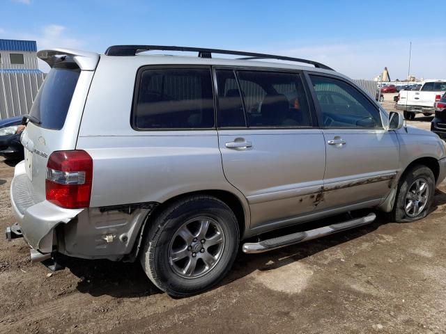 JTEDP21A540007088 - 2004 TOYOTA HIGHLANDER BASE SILVER photo 3