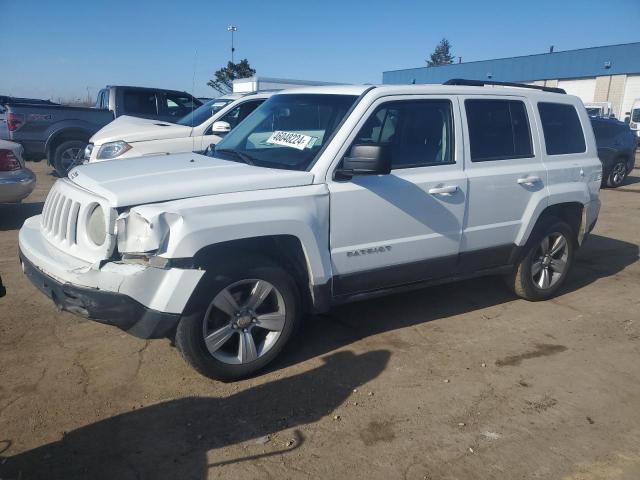 1C4NJRABXCD569748 - 2012 JEEP PATRIOT WHITE photo 1