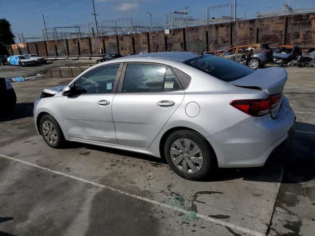 3KPA24ABXKE227308 - 2019 KIA RIO S SILVER photo 2