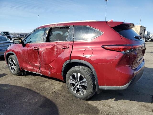5TDGZRBH9NS573513 - 2022 TOYOTA HIGHLANDER XLE RED photo 2