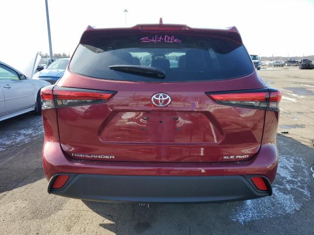 5TDGZRBH9NS573513 - 2022 TOYOTA HIGHLANDER XLE RED photo 6