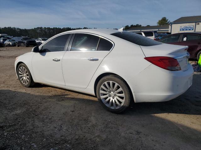 2G4GS5EK1C9127989 - 2012 BUICK REGAL PREMIUM WHITE photo 2