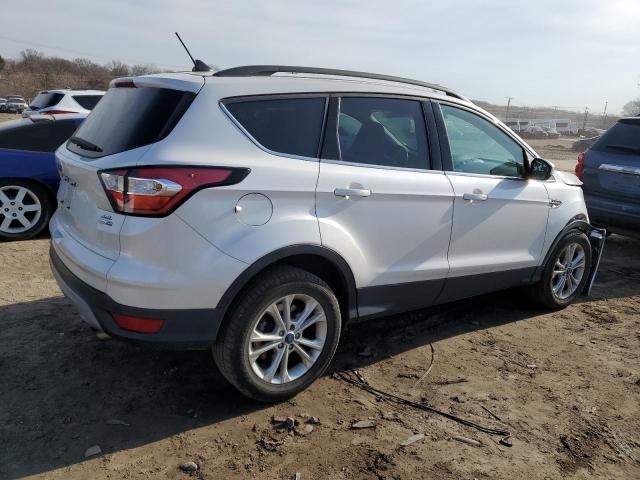 1FMCU9HD3JUA89954 - 2018 FORD ESCAPE SEL WHITE photo 3