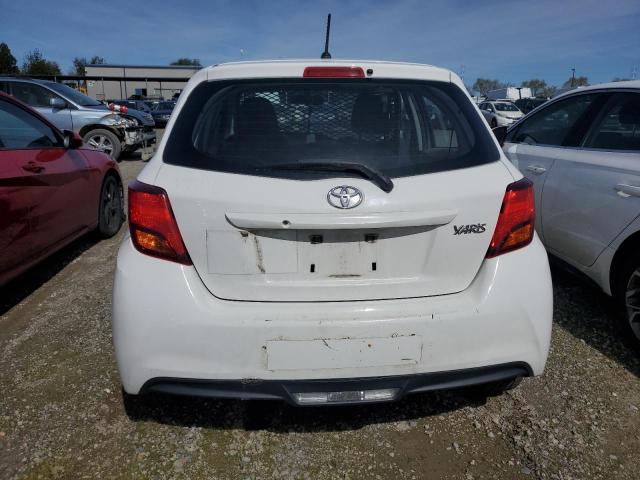 VNKKTUD39FA046481 - 2015 TOYOTA YARIS WHITE photo 6