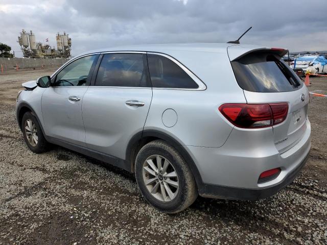 5XYPG4A36KG523837 - 2019 KIA SORENTO L SILVER photo 2