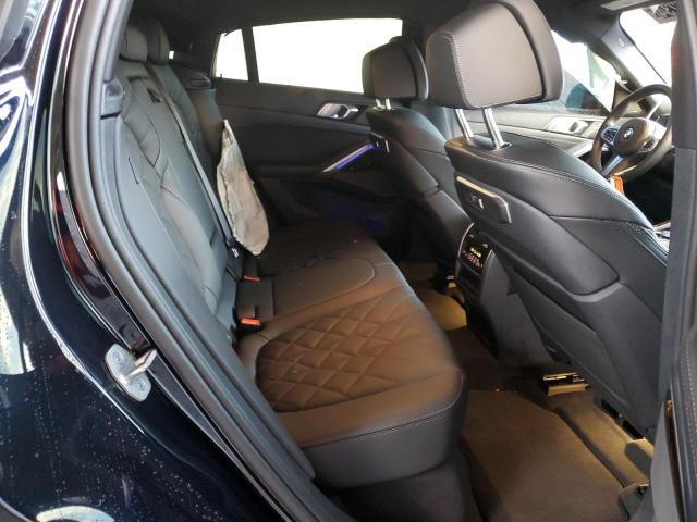 5UX33EX07R9V05077 - 2024 BMW X6 XDRIVE40I BLUE photo 11