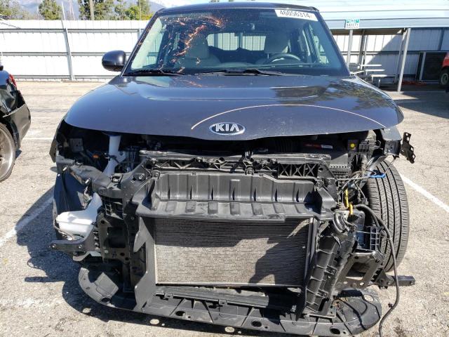 KNDJ23AU9M7766016 - 2021 KIA SOUL LX GRAY photo 5