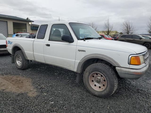 1FTDR15X3RPB51017 - 1994 FORD RANGER SUPER CAB WHITE photo 4