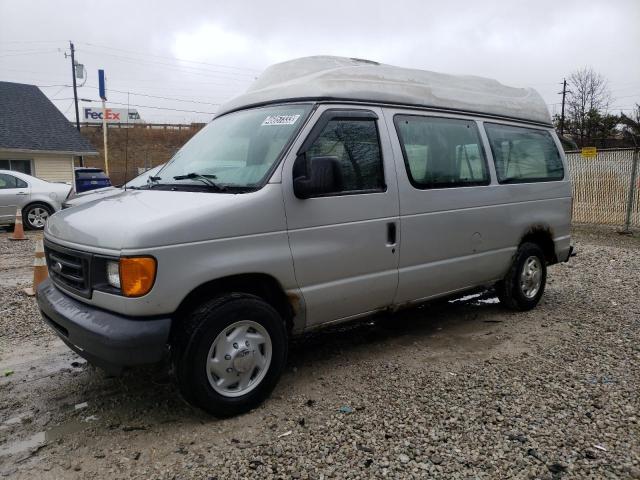 1FMRE11W76HA85779 - 2006 FORD ECONOLINE E150 WAGON SILVER photo 1