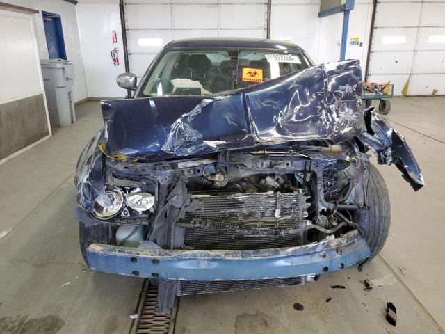 2C3KA63H76H425265 - 2006 CHRYSLER 300C BLUE photo 5