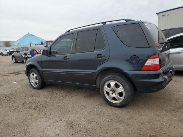 4JGAB57E54A507212 - 2004 MERCEDES-BENZ ML 350 BLUE photo 2