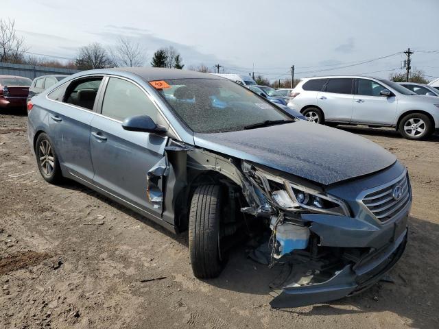 5NPE24AF4FH159688 - 2015 HYUNDAI SONATA SE BLUE photo 4