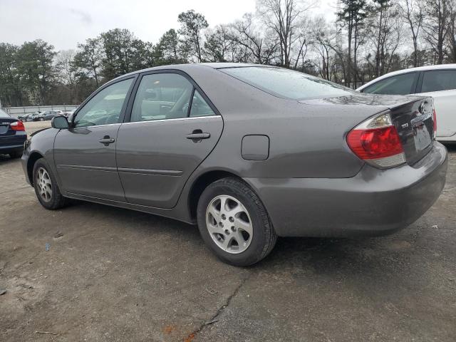 4T1BE32K65U640817 - 2005 TOYOTA CAMRY LE GRAY photo 2