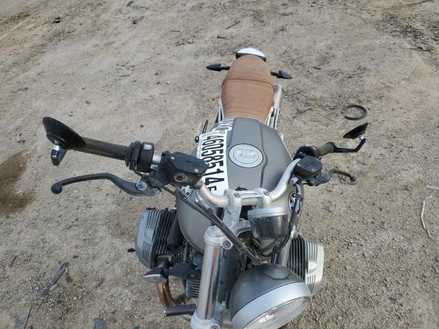 WB10J3306HZ793979 - 2017 BMW R NINE T SCRAMBLER GRAY photo 5