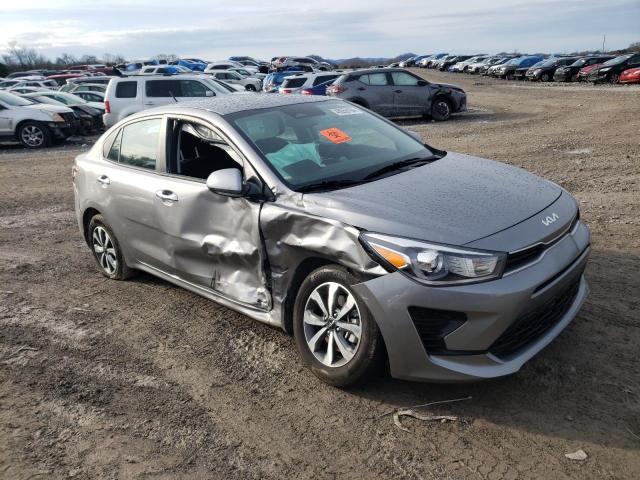 3KPA24AD8PE513974 - 2023 KIA RIO LX SILVER photo 4