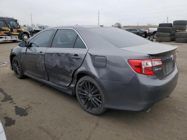 4T1BK1FK3DU535867 - 2013 TOYOTA CAMRY SE GRAY photo 2