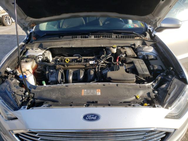 3FA6P0H75HR404310 - 2017 FORD FUSION SE SILVER photo 7