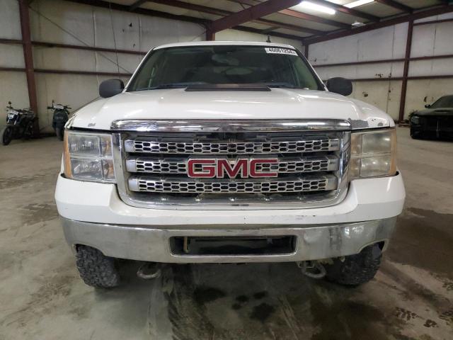 1GT120C86CF146288 - 2012 GMC SIERRA K2500 SLE WHITE photo 5