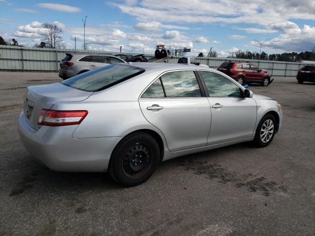 4T1BF3EK5BU183762 - 2011 TOYOTA CAMRY BASE SILVER photo 3