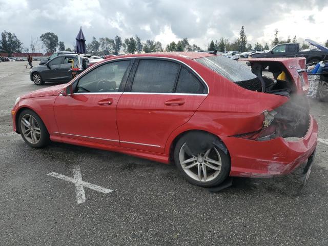 WDDGF4HB0EA932393 - 2014 MERCEDES-BENZ C 250 RED photo 2