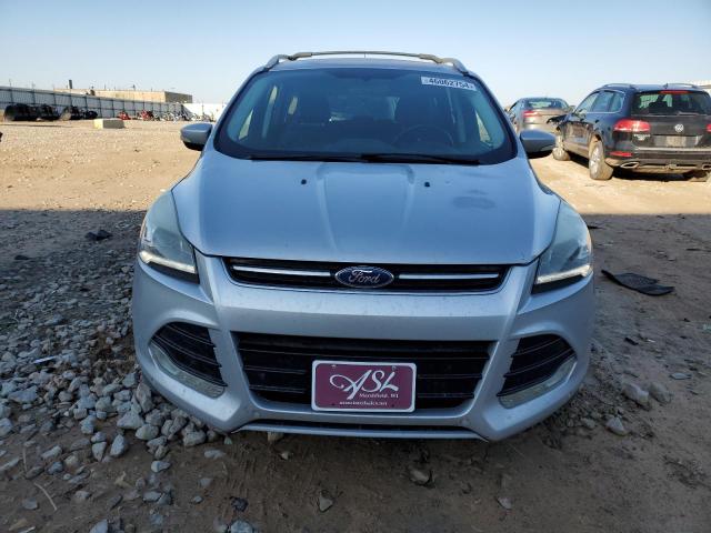 1FMCU0J99DUD32043 - 2013 FORD ESCAPE TITANIUM SILVER photo 5