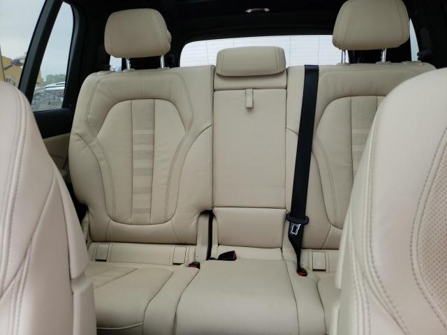 5UXCW2C07N9J65810 - 2022 BMW X7 XDRIVE40I WHITE photo 10