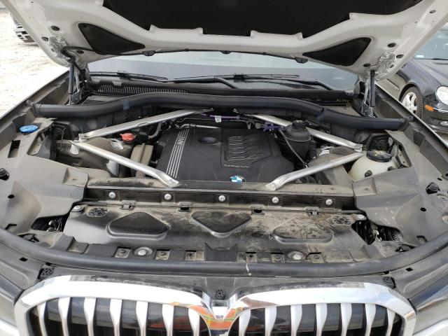 5UXCW2C07N9J65810 - 2022 BMW X7 XDRIVE40I WHITE photo 12
