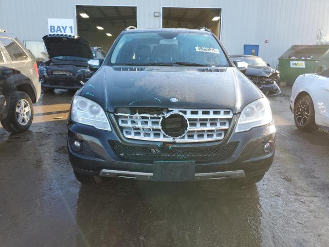 4JGBB8GB0AA580527 - 2010 MERCEDES-BENZ ML 350 4MATIC BLACK photo 5