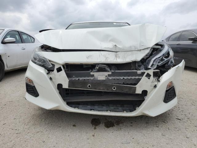 1N4BL4CV9KC129375 - 2019 NISSAN ALTIMA SR WHITE photo 5