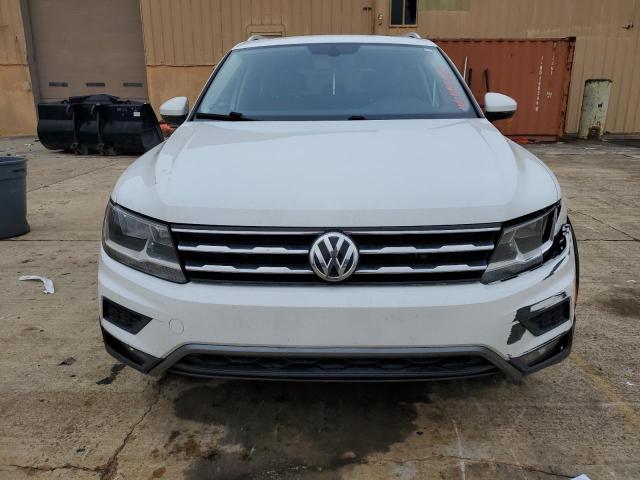 3VV2B7AX3JM009203 - 2018 VOLKSWAGEN TIGUAN SE WHITE photo 5