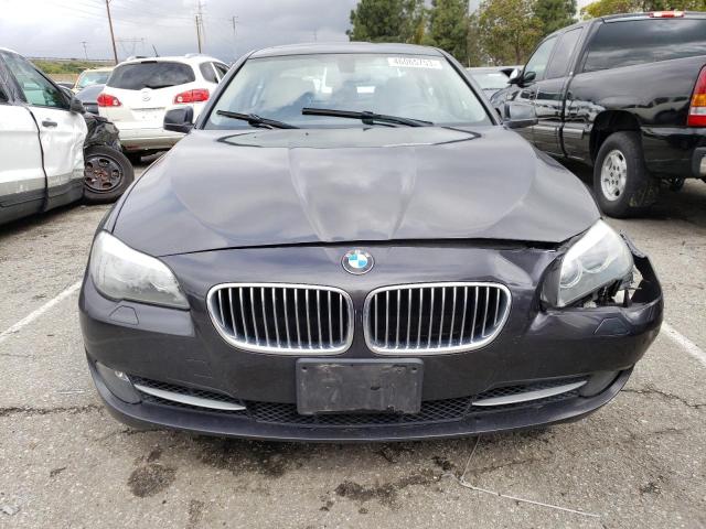 WBAXG5C57DD229818 - 2013 BMW 5 SERIES I CHARCOAL photo 5