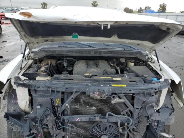 1N6AA07B44N506218 - 2004 NISSAN TITAN XE WHITE photo 11