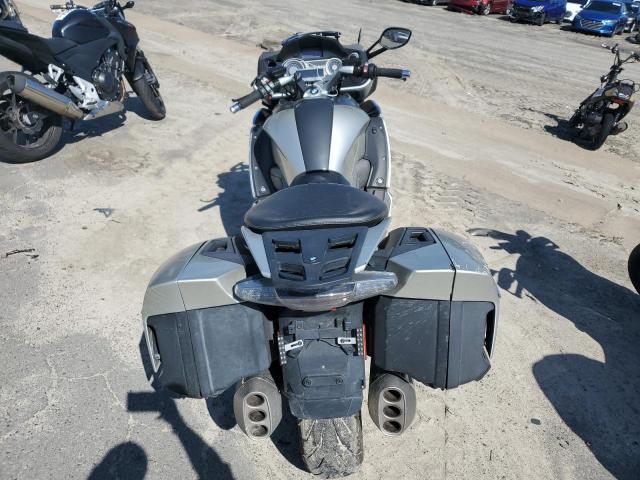 WB1061207CZZ21274 - 2012 BMW K1600 GTL SILVER photo 5