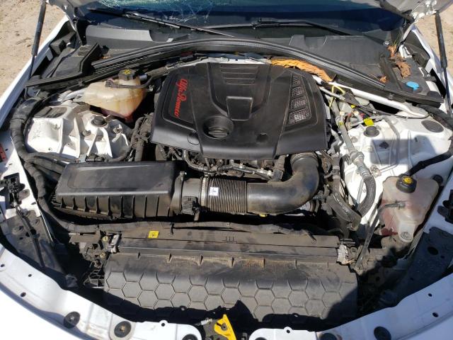 ZARFAEDN2H7550903 - 2017 ALFA ROMEO GIULIA Q4 白色 照片 11