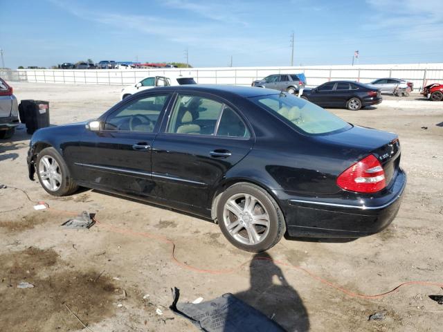 WDBUF56J96A897060 - 2006 MERCEDES-BENZ E 350 BLACK photo 2