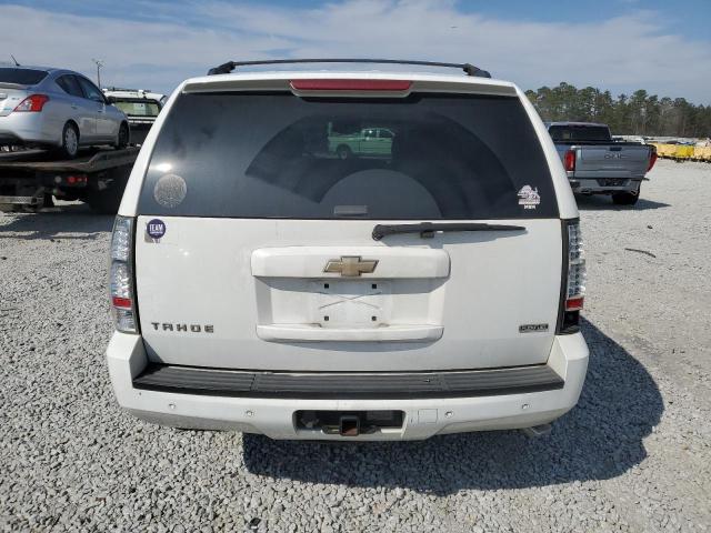 1GNFK13038J102170 - 2008 CHEVROLET TAHOE K1500 WHITE photo 6