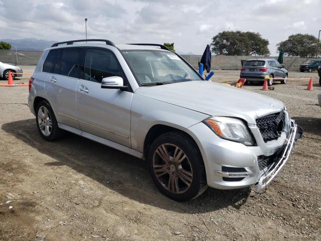 WDCGG5HB7FG340513 - 2015 MERCEDES-BENZ GLK 350 SILVER photo 4