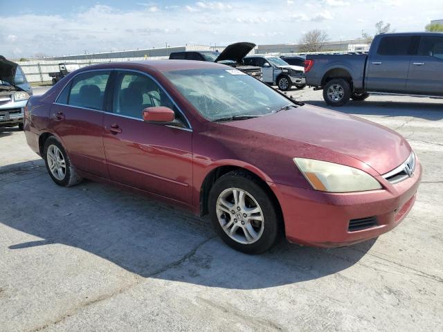 1HGCM56326A107748 - 2006 HONDA ACCORD SE MAROON photo 4