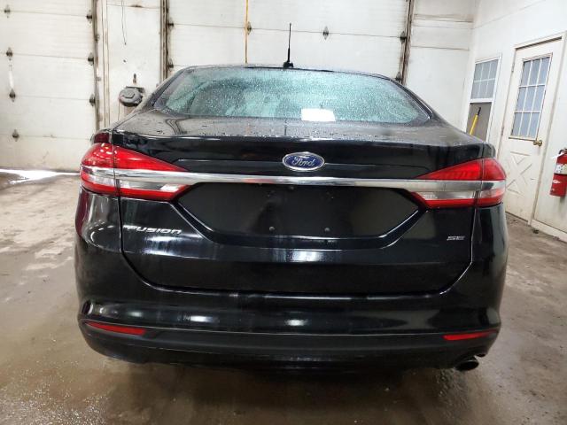 3FA6P0H79JR236726 - 2018 FORD FUSION SE BLACK photo 6