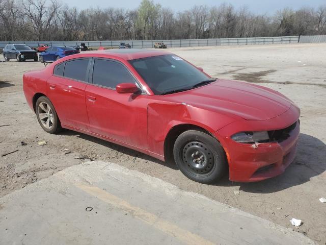 2C3CDXHG6FH824637 - 2015 DODGE CHARGER SXT RED photo 4