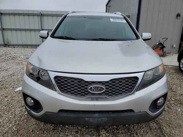 5XYKU3A11BG029882 - 2011 KIA SORENTO EX SILVER photo 5