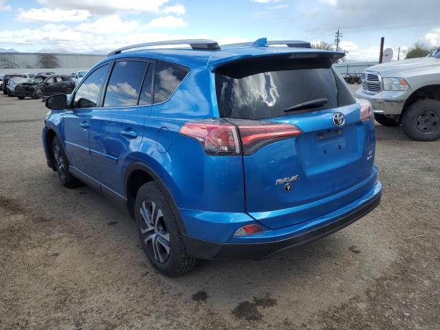 JTMBFREV9JJ226324 - 2018 TOYOTA RAV4 LE BLUE photo 2