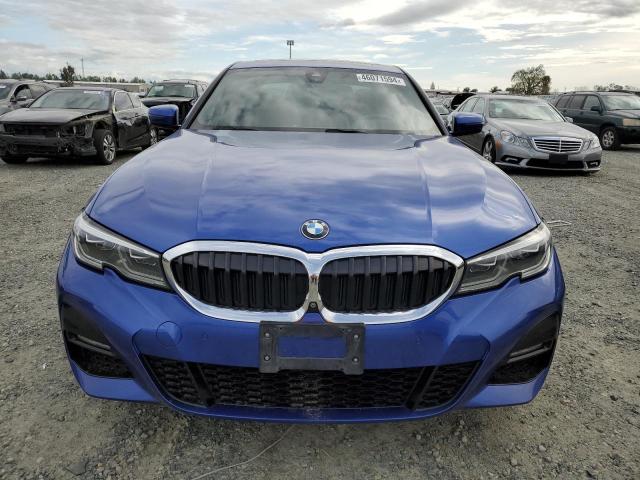 WBA5R1C50KAE81647 - 2019 BMW 330I BLUE photo 5