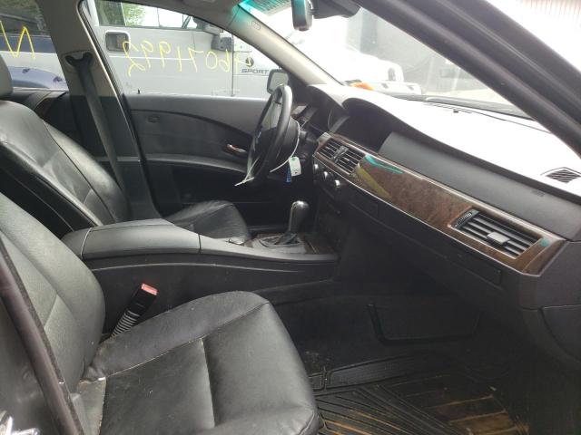 WBANN73577CN04025 - 2007 BMW 530 XIT GRAY photo 5