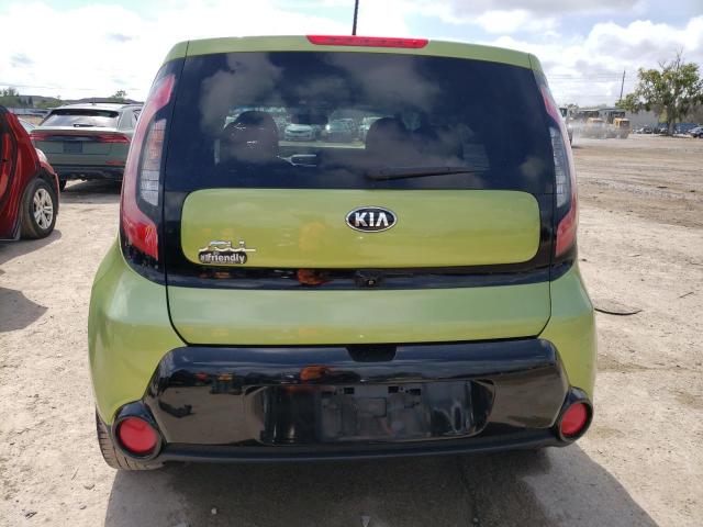 KNDJP3A50G7830975 - 2016 KIA SOUL + GREEN photo 6