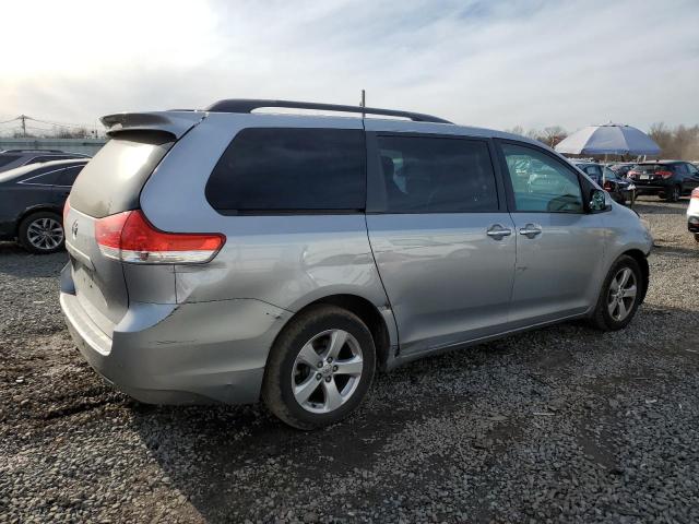 5TDDK3DC0BS019066 - 2011 TOYOTA SIENNA XLE GRAY photo 3