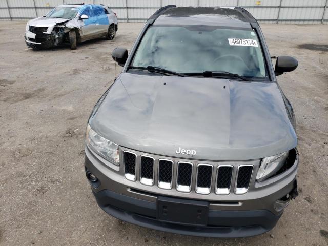 1C4NJDBB1CD570143 - 2012 JEEP COMPASS SPORT GRAY photo 5