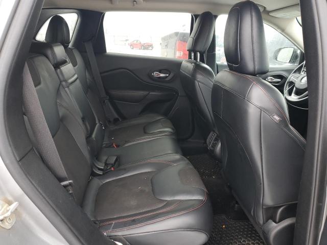 1C4PJMBS7GW146128 - 2016 JEEP CHEROKEE TRAILHAWK GRAY photo 11