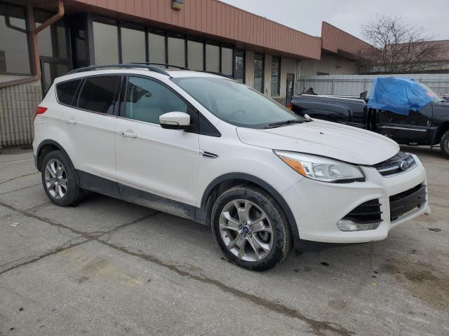 1FMCU9H95DUB38992 - 2013 FORD ESCAPE SEL WHITE photo 4