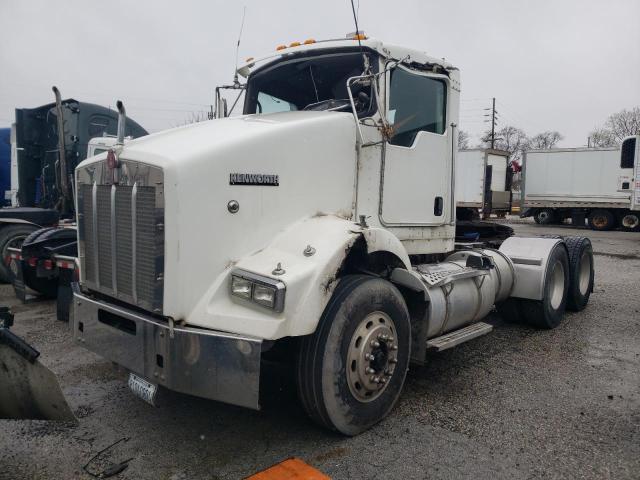 1XKDDU9X86J129740 - 2006 KENWORTH CONSTRUCTI T800 WHITE photo 2